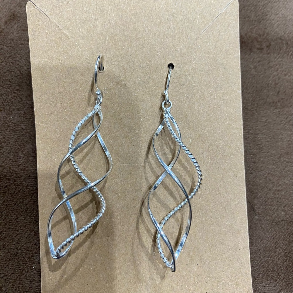 Statement Earrings - Picture 2 of 3